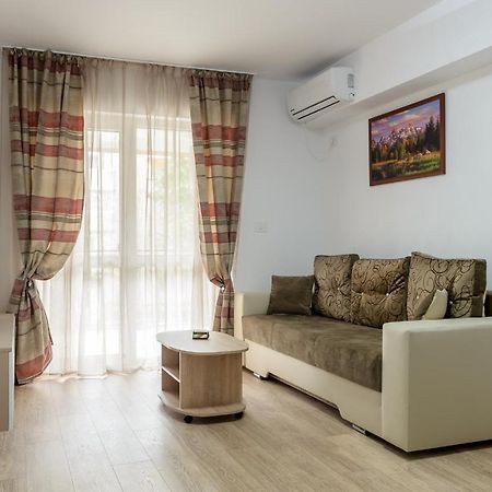 Luxury Apartments Newton By Glam Iasi Ngoại thất bức ảnh