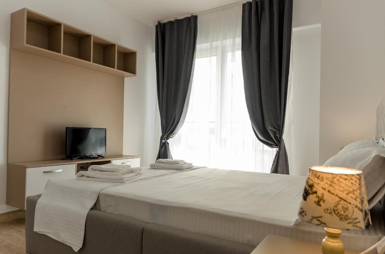 Luxury Apartments Newton By Glam Iasi Ngoại thất bức ảnh