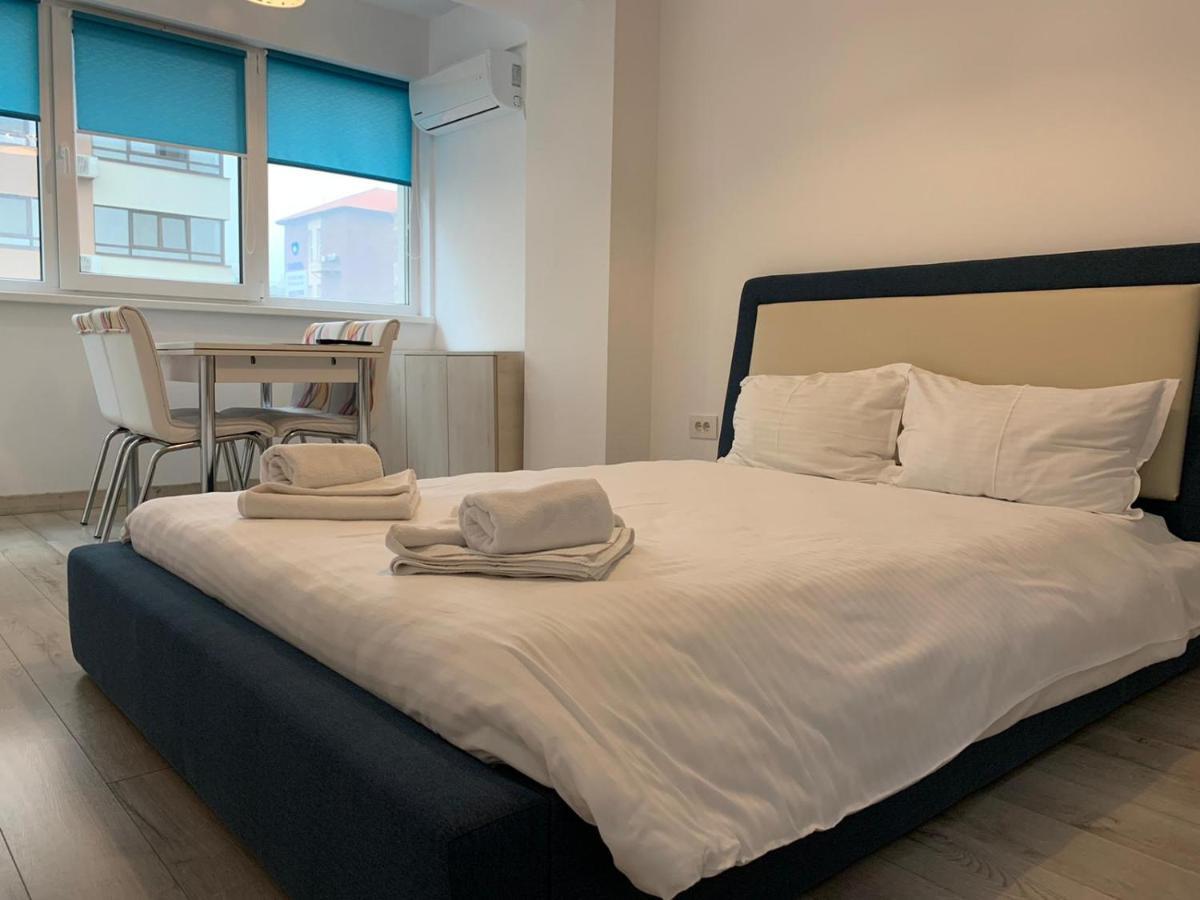 Luxury Apartments Newton By Glam Iasi Ngoại thất bức ảnh