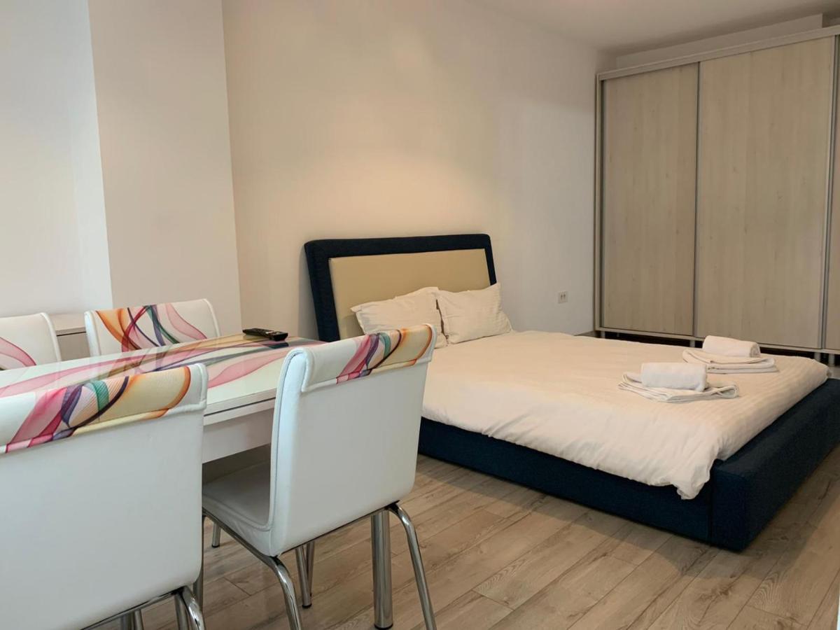 Luxury Apartments Newton By Glam Iasi Ngoại thất bức ảnh