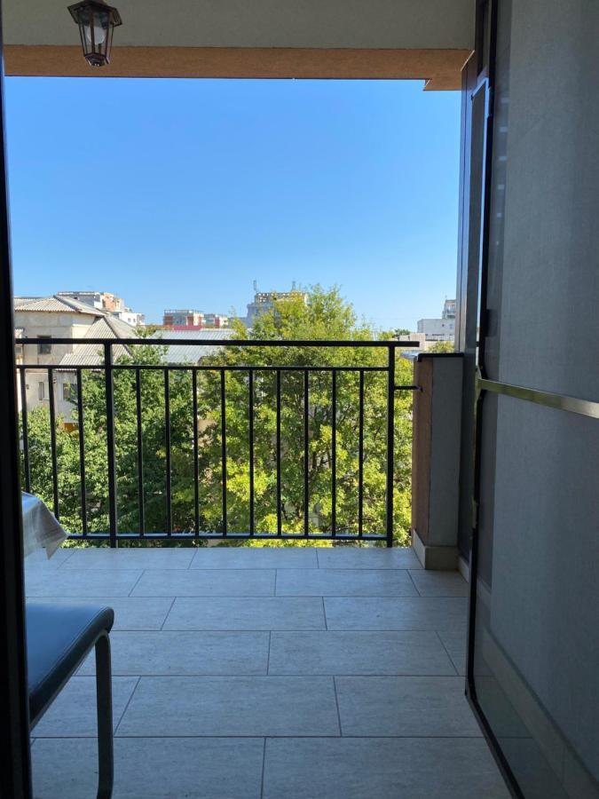 Luxury Apartments Newton By Glam Iasi Ngoại thất bức ảnh