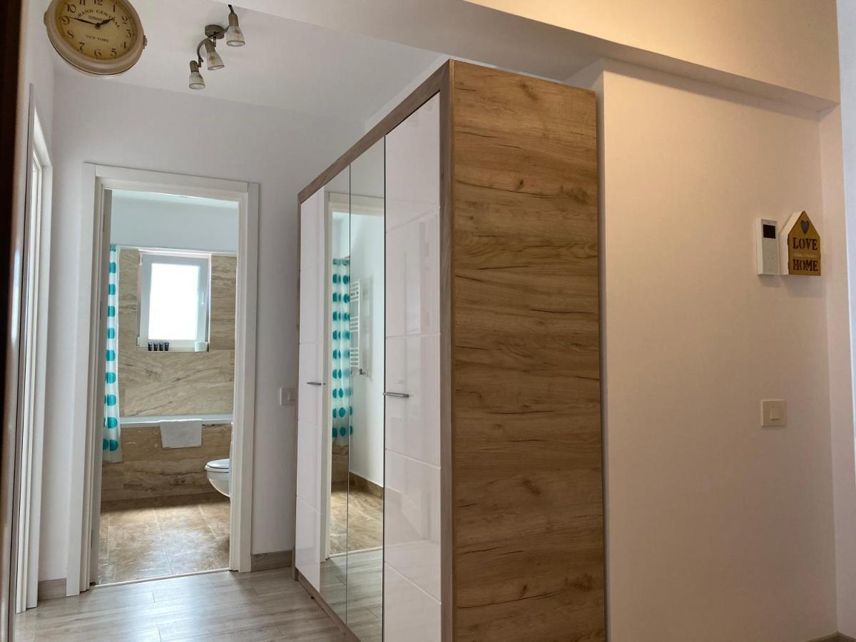 Luxury Apartments Newton By Glam Iasi Ngoại thất bức ảnh