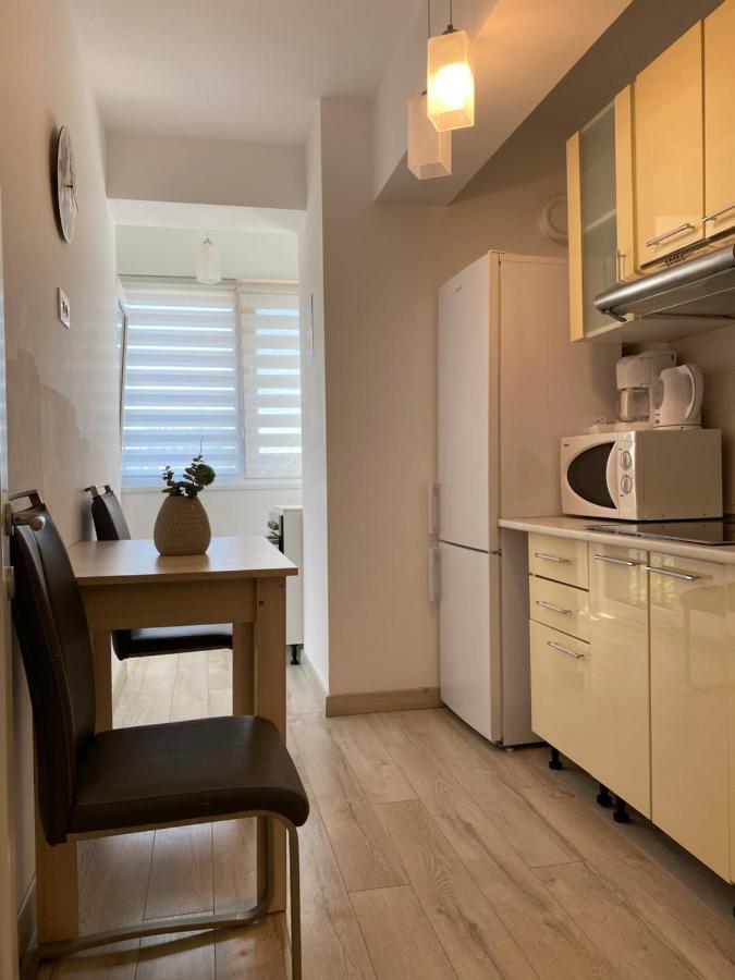 Luxury Apartments Newton By Glam Iasi Ngoại thất bức ảnh