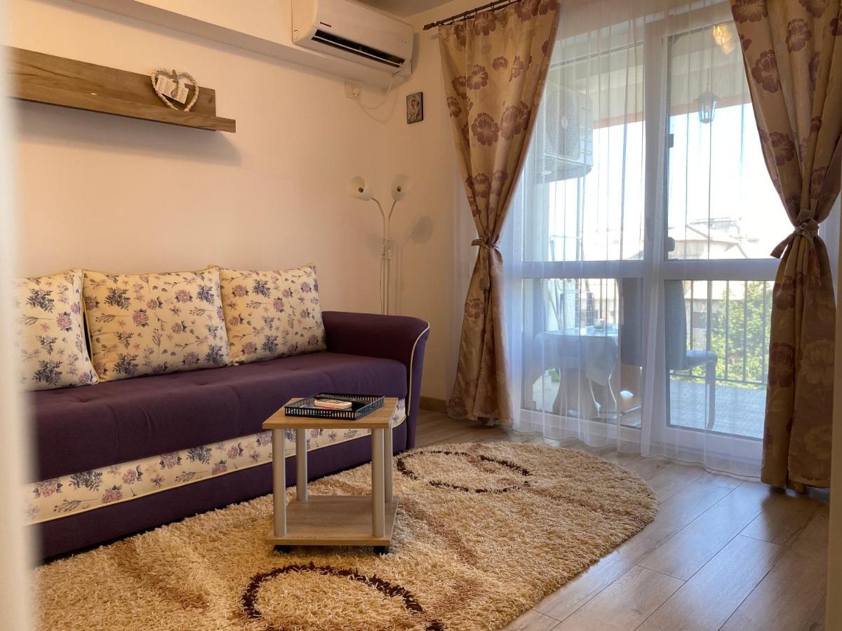 Luxury Apartments Newton By Glam Iasi Ngoại thất bức ảnh